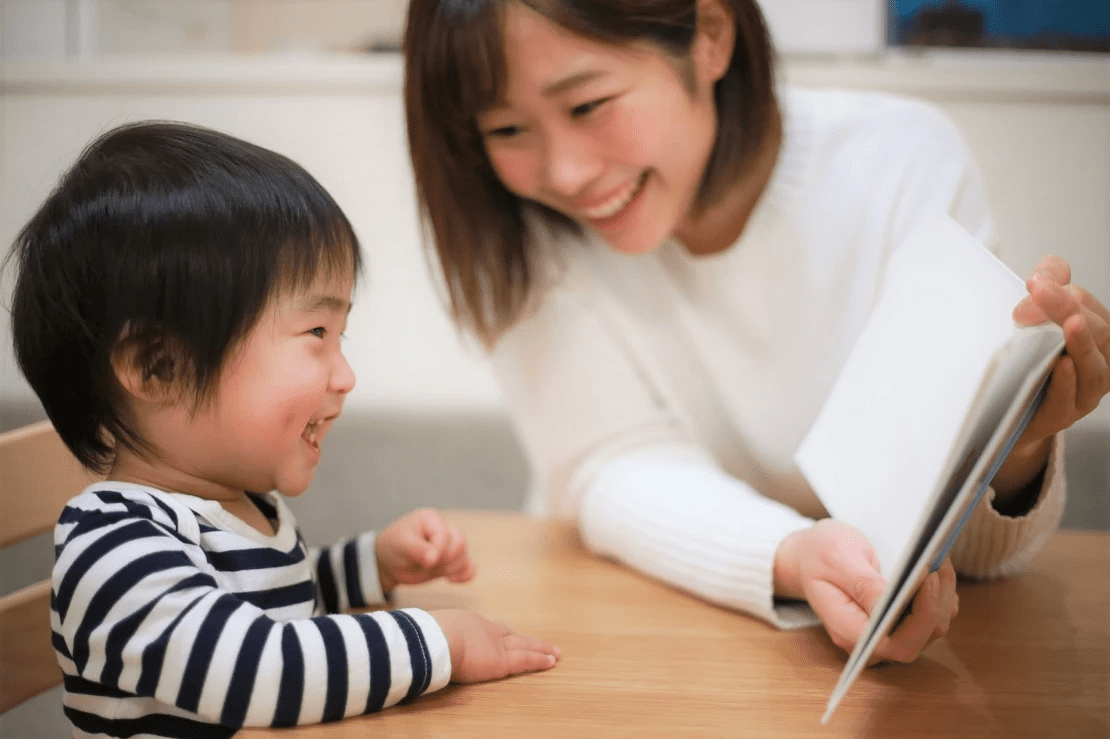 Heritage House Childcare | TOP 4 WAYS PARENTS CAN HELP DEVELOP THEIR CHILD’S LANGUAGE SKILLS