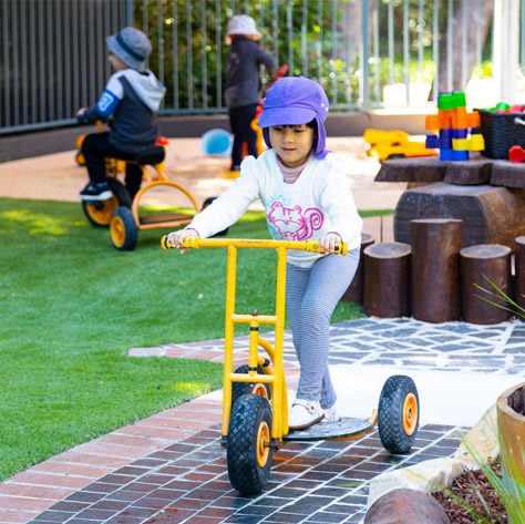 Heritage House Childcare | THE GREAT OUTDOORS: WHY OUTDOOR PLAY FEEDS CHILDHOOD DEVELOPMENT