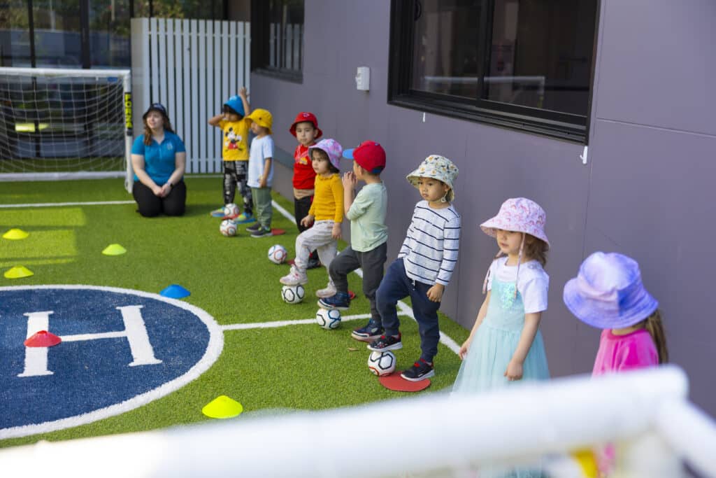 Heritage House Childcare | THE IMPORTANCE OF OUTDOOR PLAY: NURTURING GROWTH AND LEARNING AT HERITAGE HOUSE